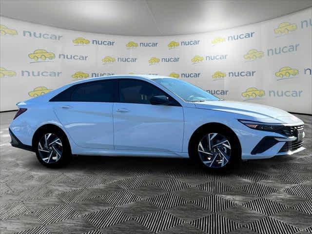 2025 Hyundai Elantra SEL Sport - Photo 16