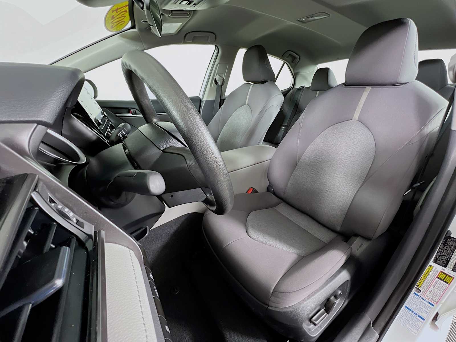 2024 Toyota Camry LE - Photo 20