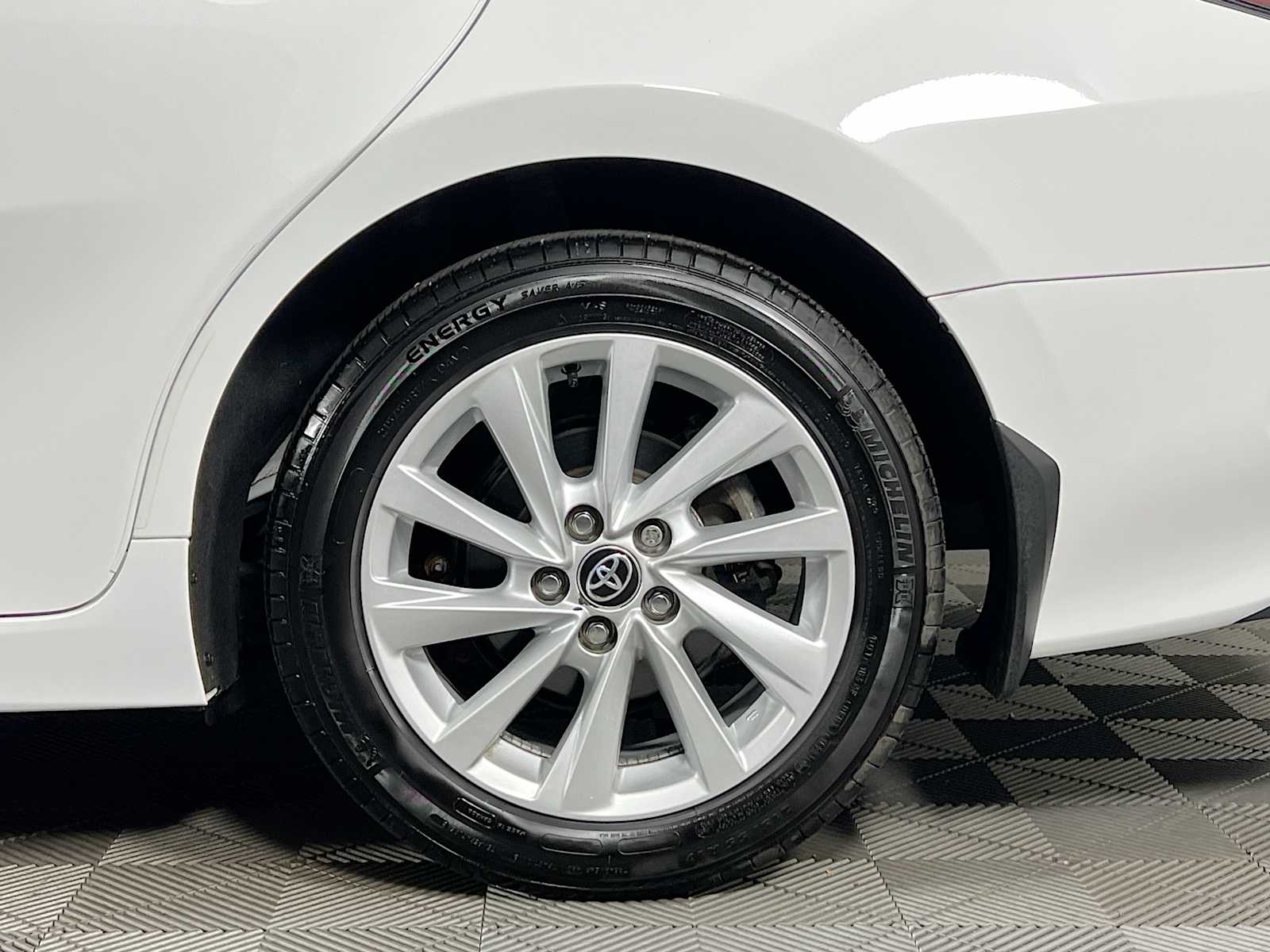 2024 Toyota Camry LE - Photo 29