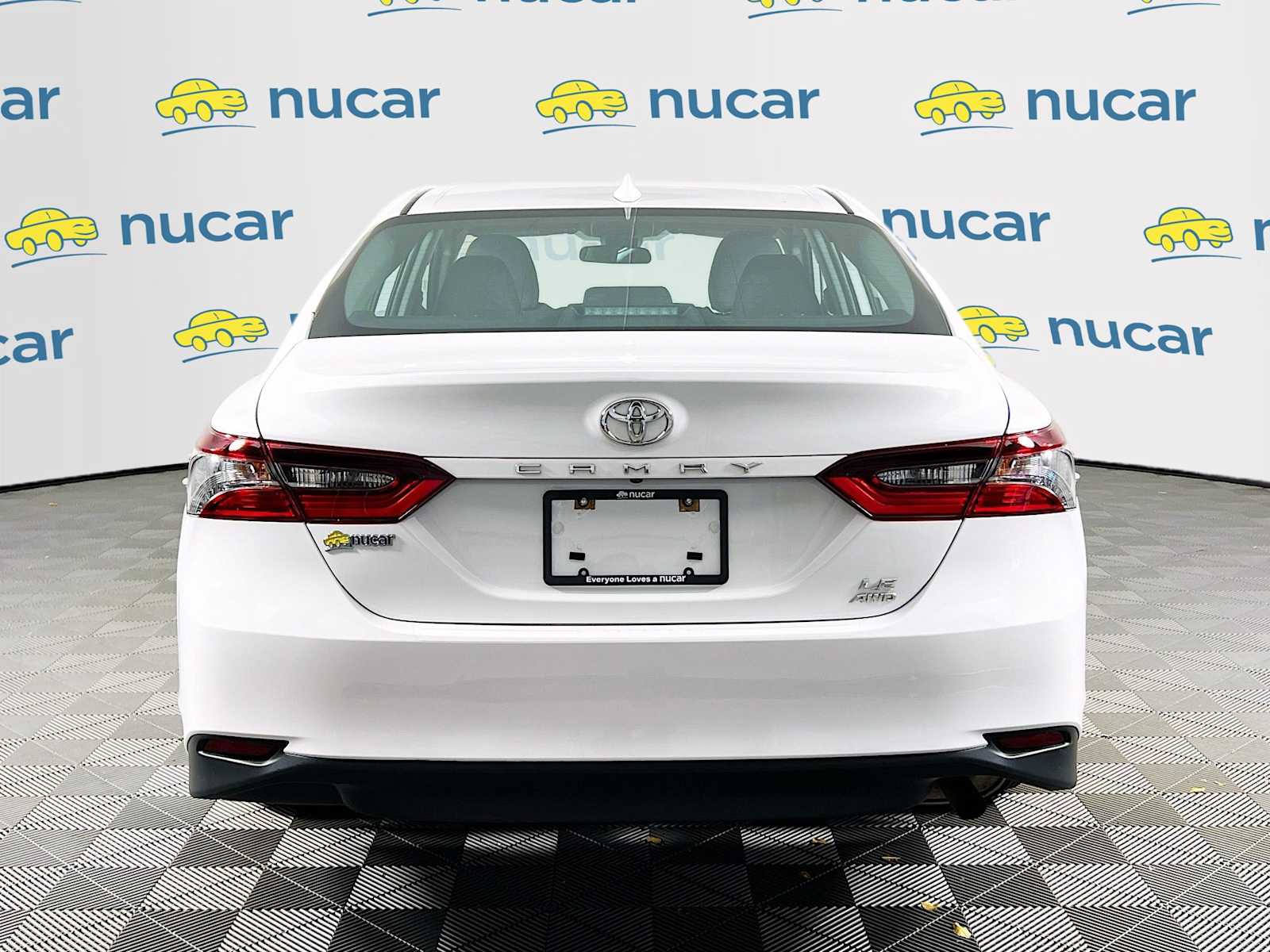 2024 Toyota Camry LE - Photo 6