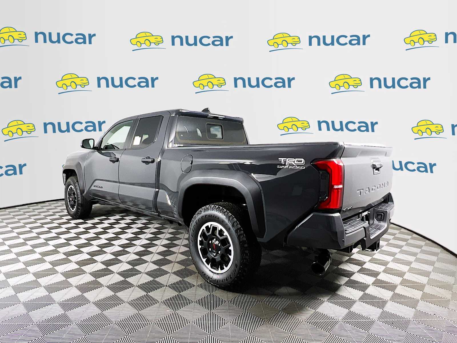2025 Toyota Tacoma TRD Off Road - Photo 4