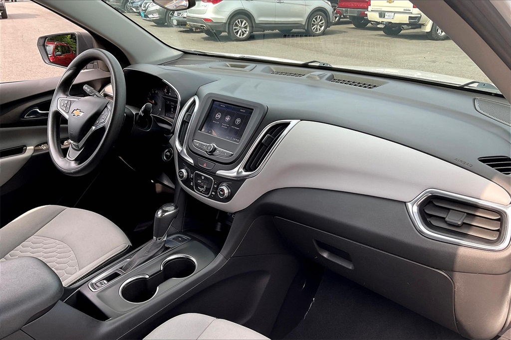 2021 Chevrolet Equinox LS - Photo 13