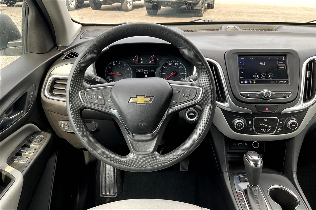 2021 Chevrolet Equinox LS - Photo 16