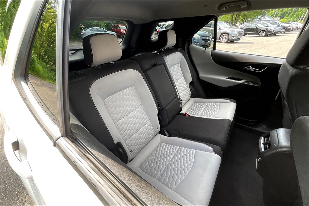 2021 Chevrolet Equinox LS - Photo 18