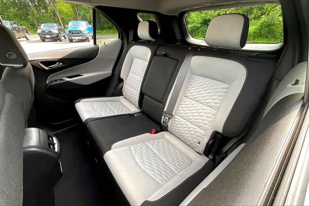 2021 Chevrolet Equinox LS - Photo 24