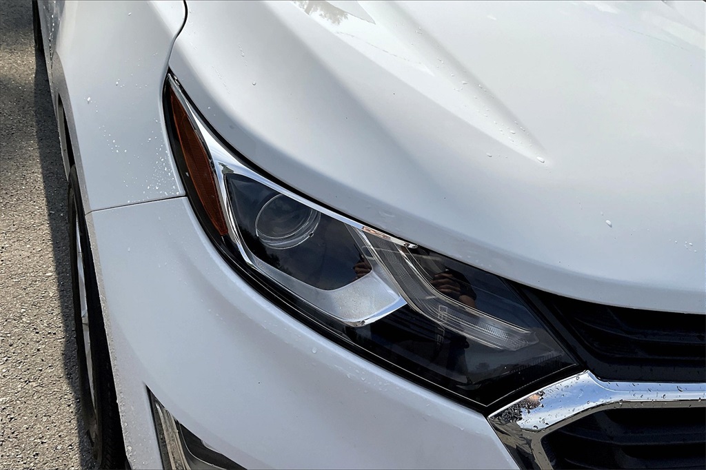 2021 Chevrolet Equinox LS - Photo 30