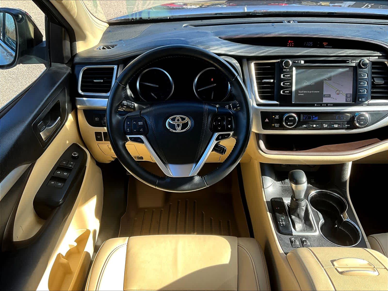 2017 Toyota Highlander XLE - Photo 18