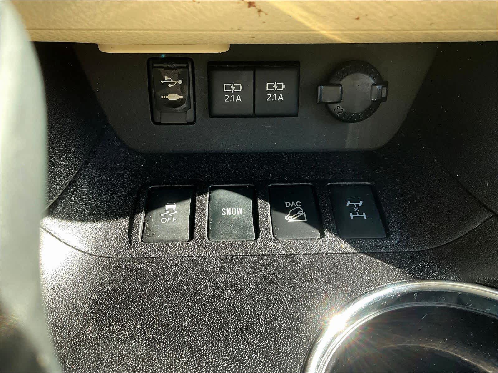 2017 Toyota Highlander XLE - Photo 27