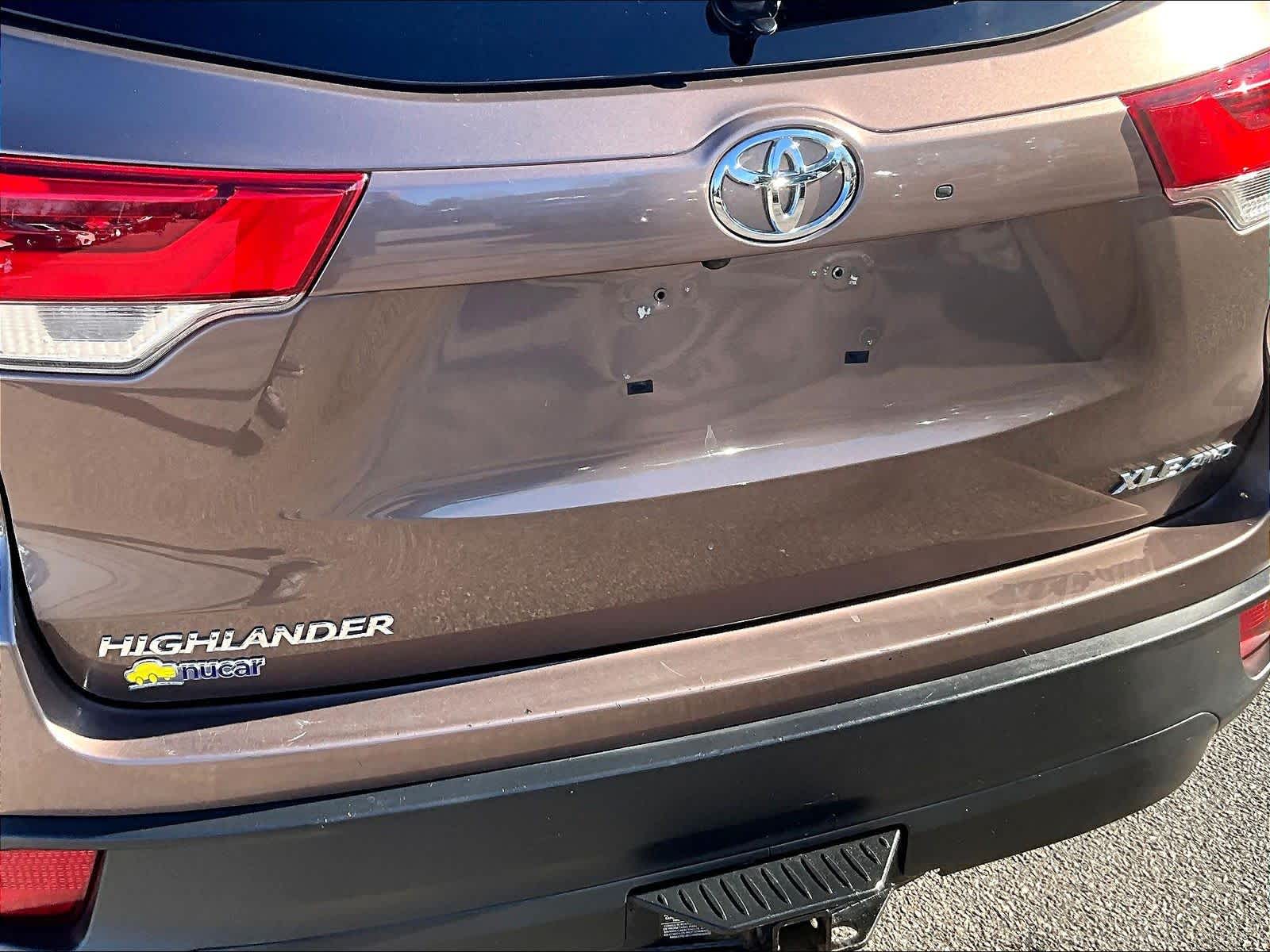 2017 Toyota Highlander XLE - Photo 29