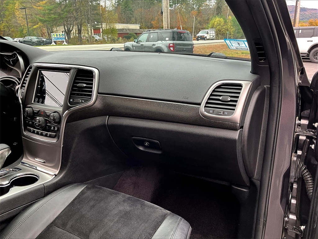 2018 Jeep Grand Cherokee Altitude - Photo 13