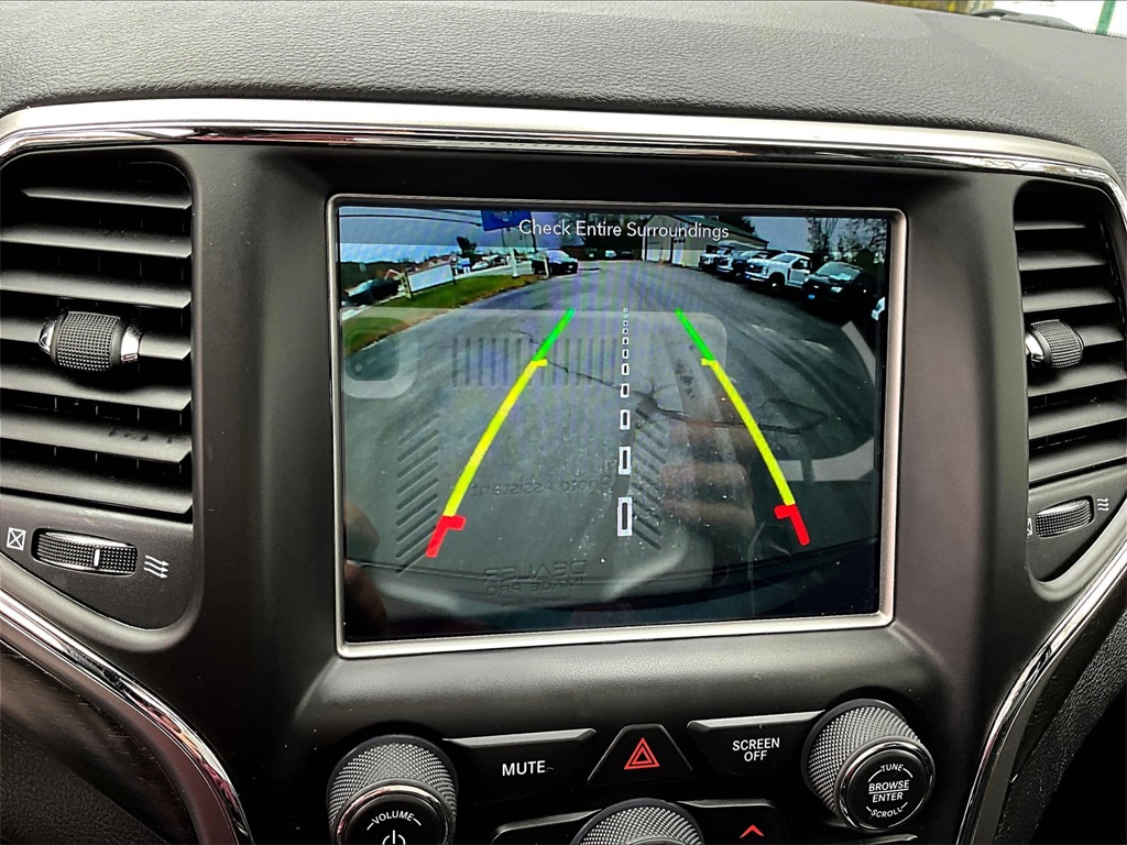 2018 Jeep Grand Cherokee Altitude - Photo 19