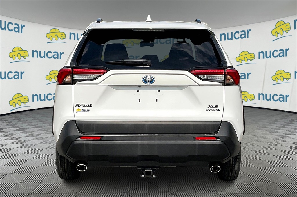 2022 Toyota RAV4 Hybrid XLE - Photo 5