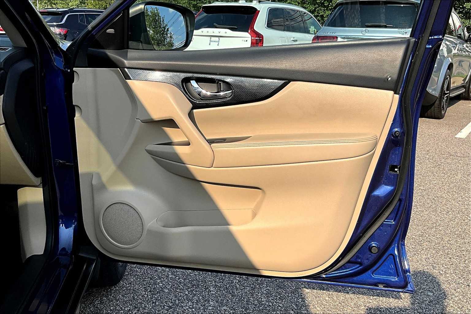 2020 Nissan Rogue SL - Photo 12