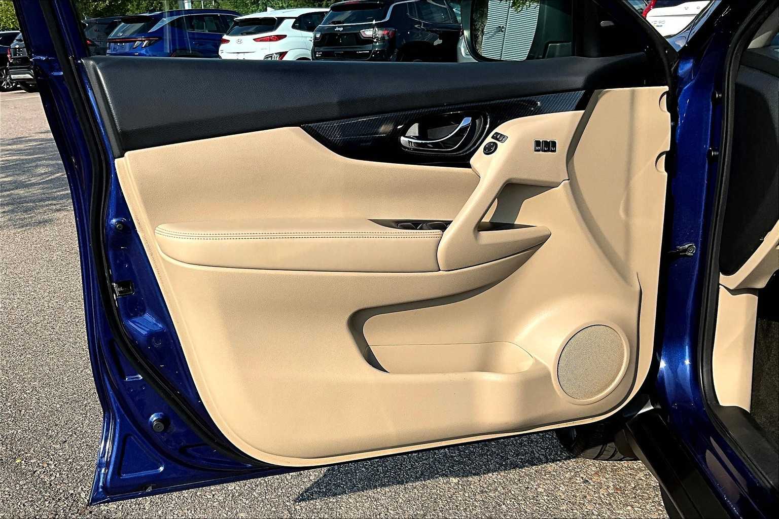 2020 Nissan Rogue SL - Photo 9