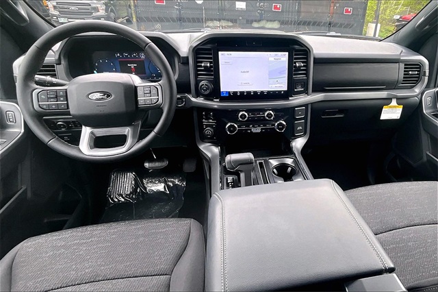 2025 Ford F-150 XLT - Photo 6