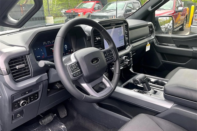 2025 Ford F-150 XLT - Photo 7