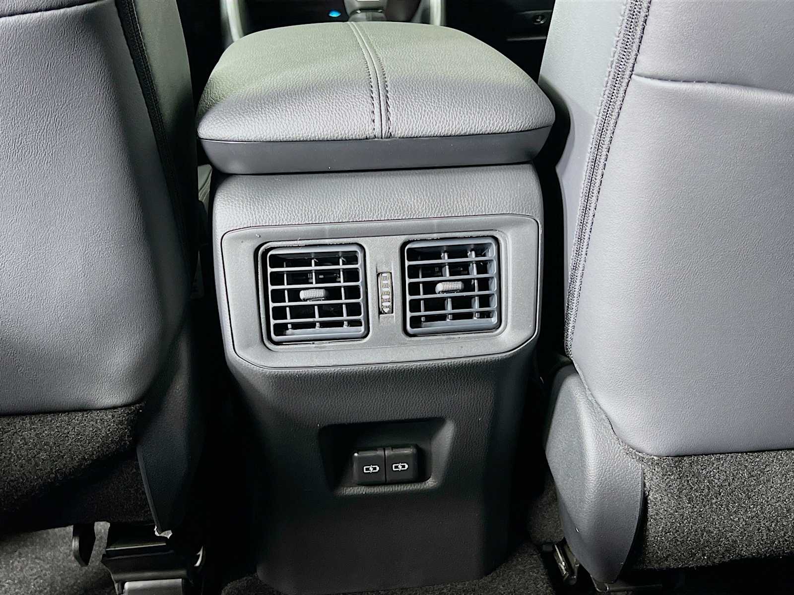 2025 Toyota RAV4 Limited - Photo 14