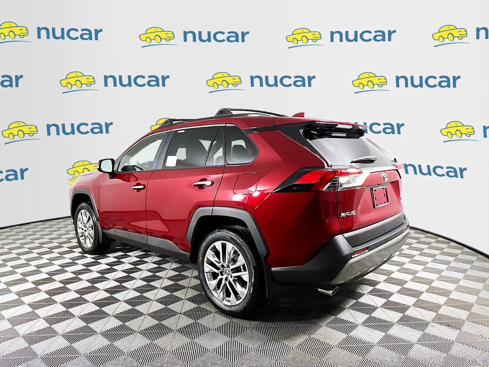 2025 Toyota RAV4 Limited - Photo 4