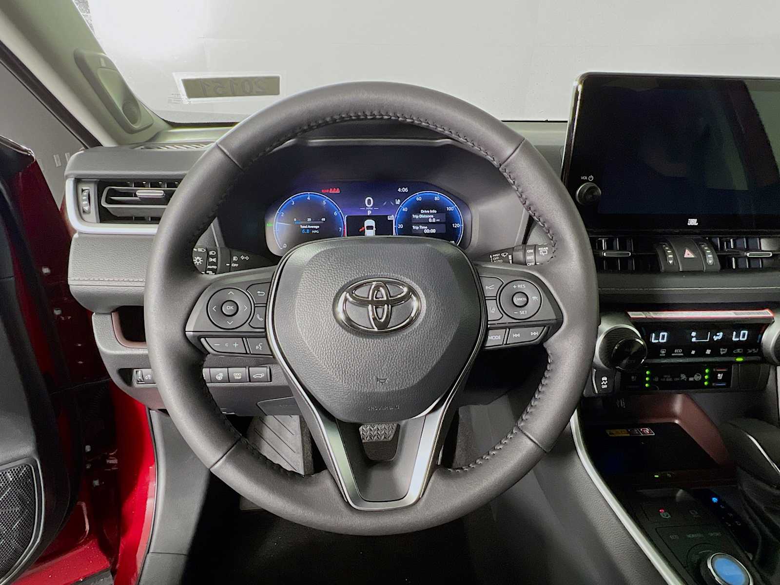 2025 Toyota RAV4 Limited - Photo 7
