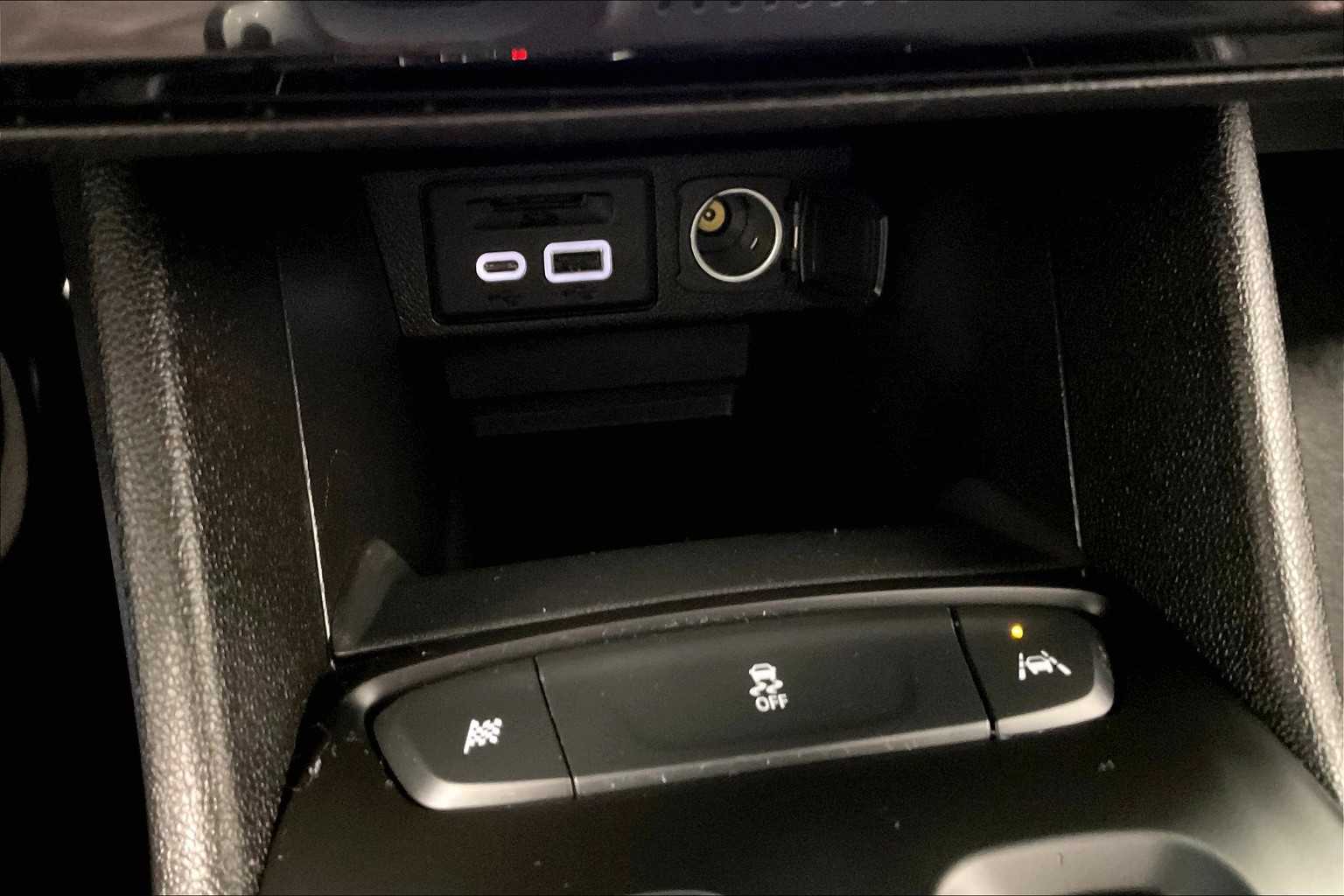 2023 Chevrolet Bolt EV 1LT - Photo 26