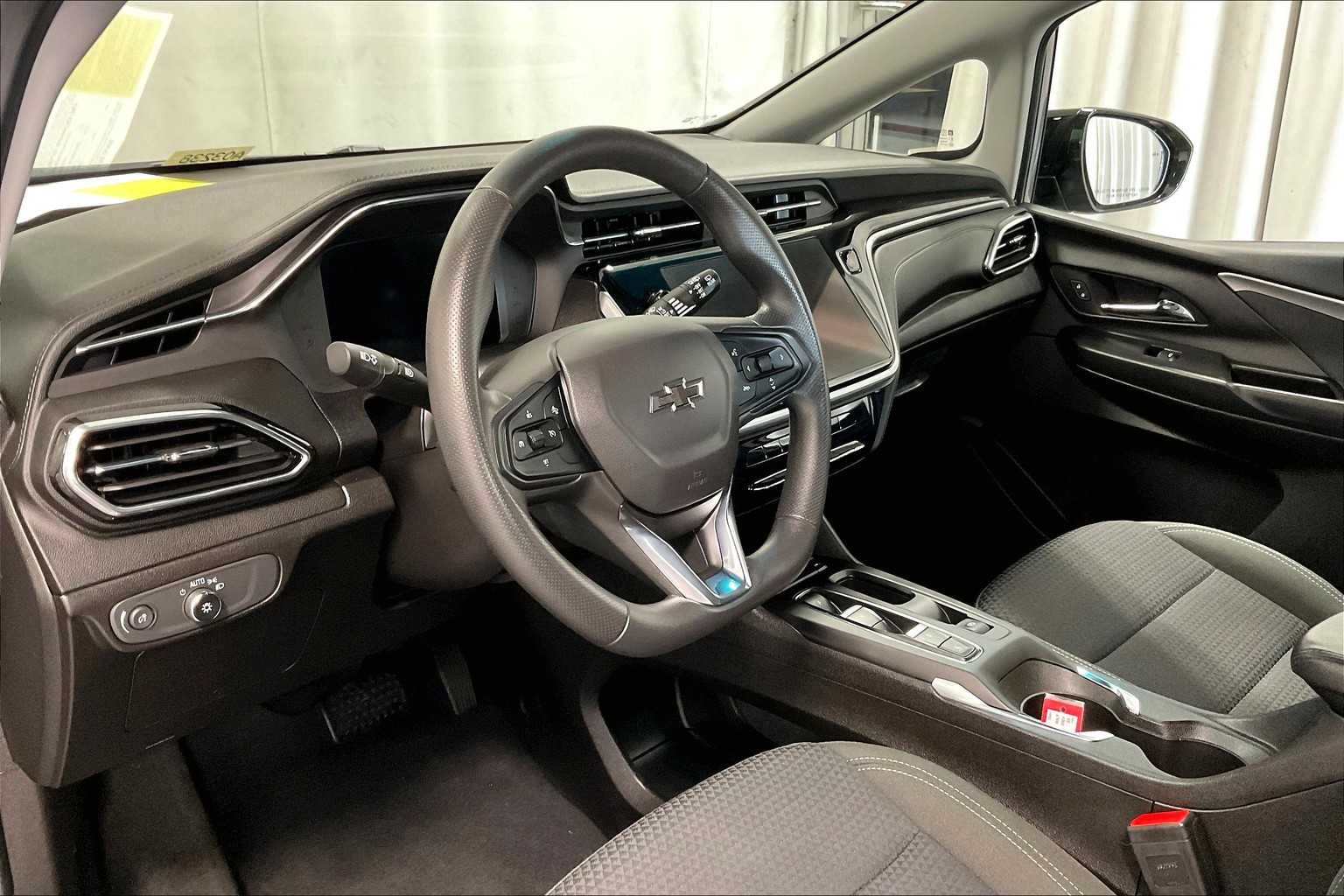 2023 Chevrolet Bolt EV 1LT - Photo 8