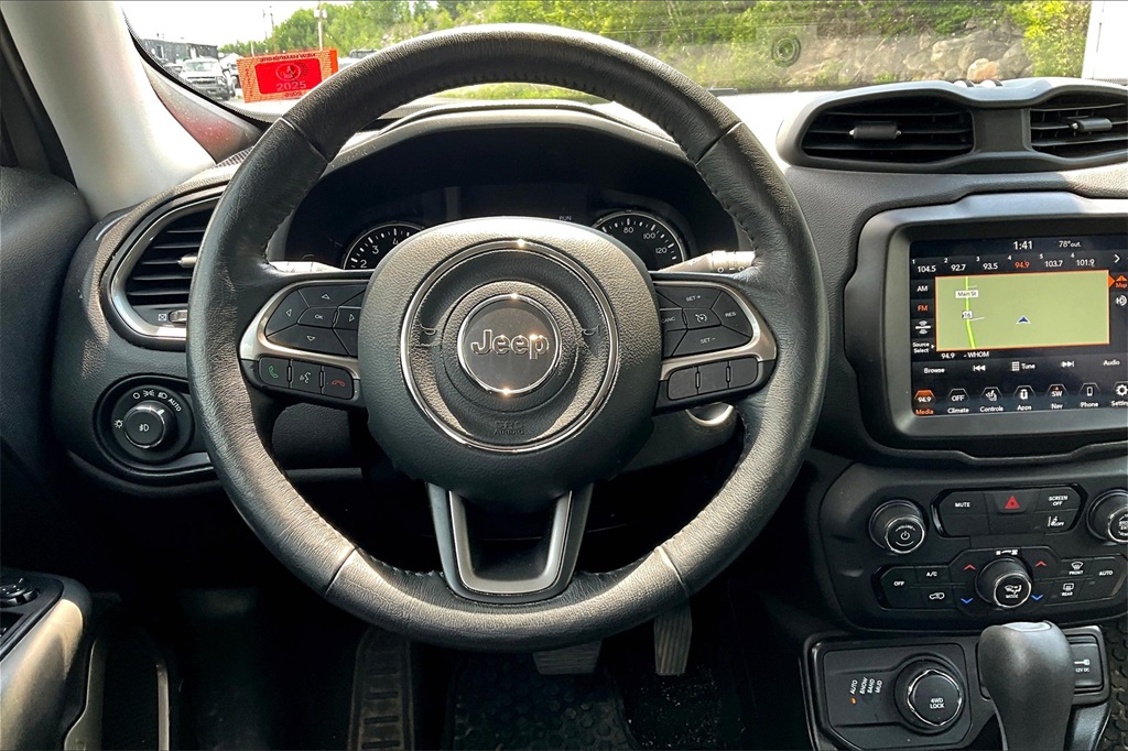 2022 Jeep Renegade Latitude - Photo 17