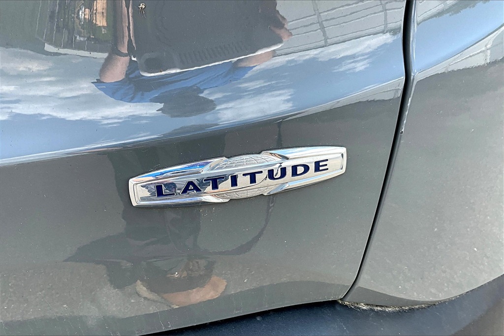 2022 Jeep Renegade Latitude - Photo 28