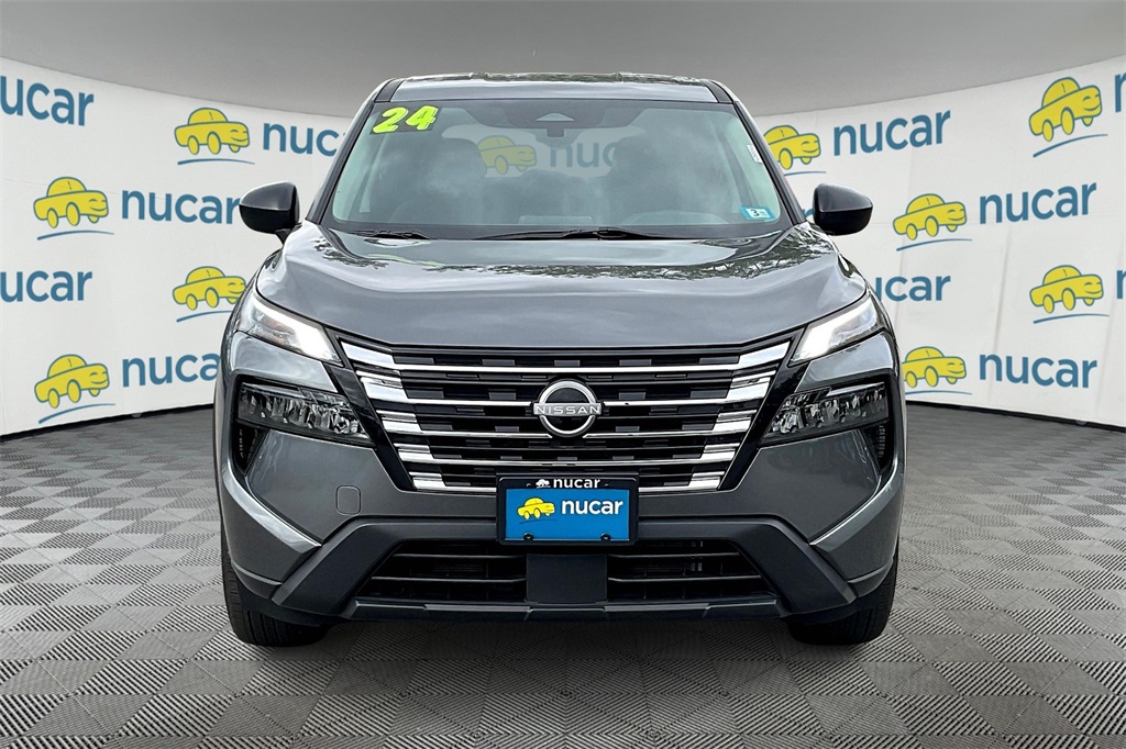 Used 2024 Nissan Rogue S with VIN 5N1BT3AB3RC698421 for sale in New Castle, DE