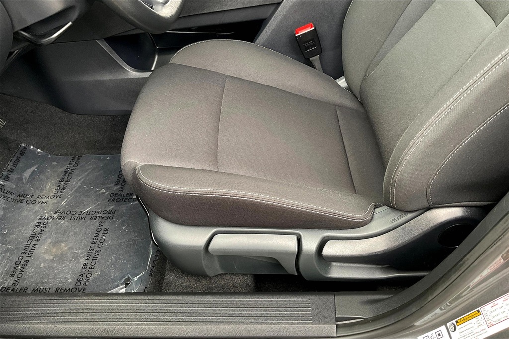 2024 Nissan Rogue S - Photo 31
