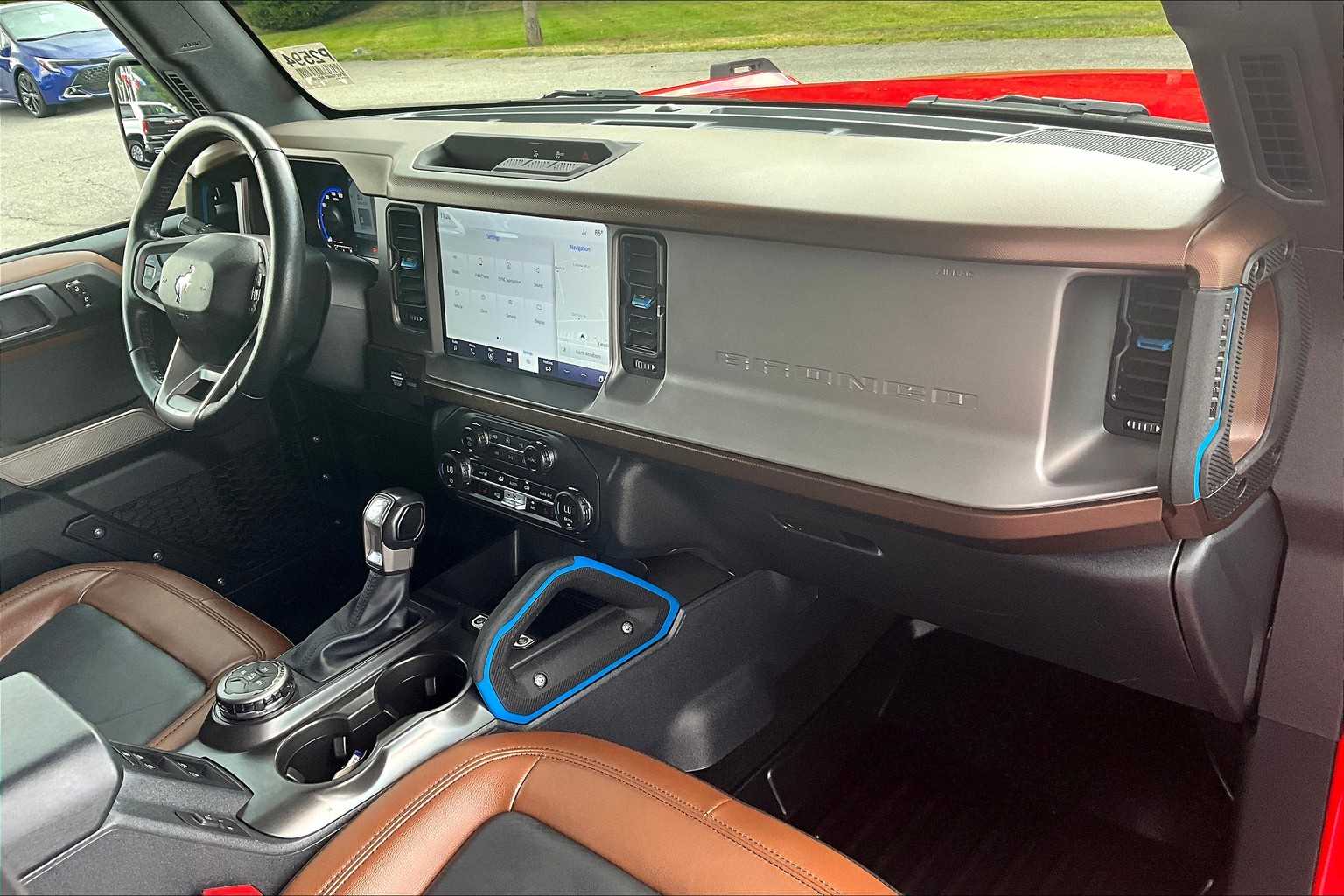 2023 Ford Bronco Outer Banks - Photo 14