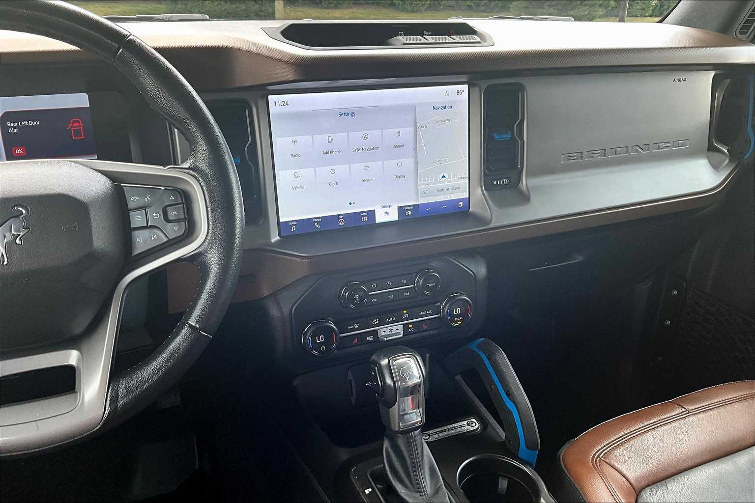 2023 Ford Bronco Outer Banks - Photo 18
