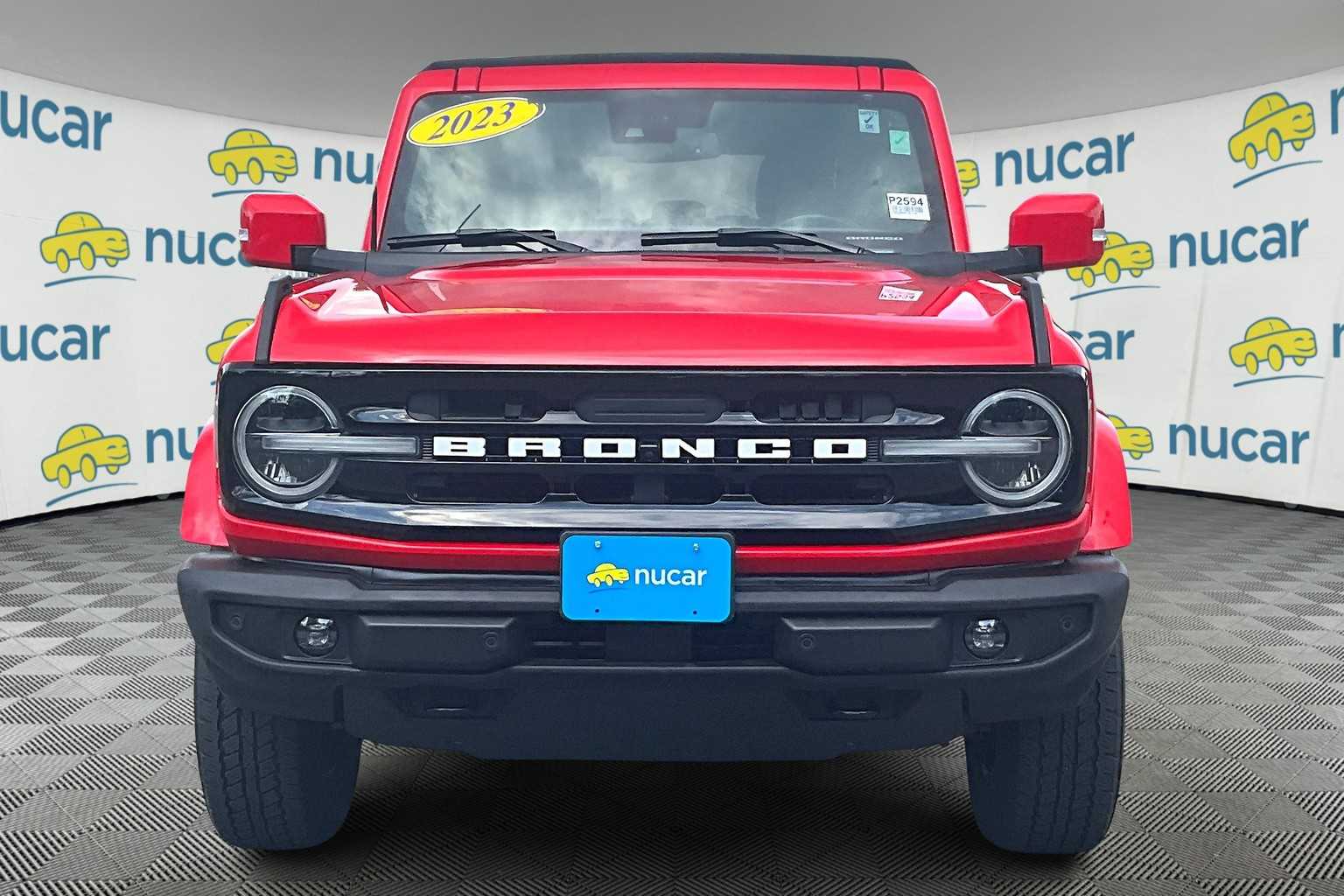 2023 Ford Bronco Outer Banks - Photo 2