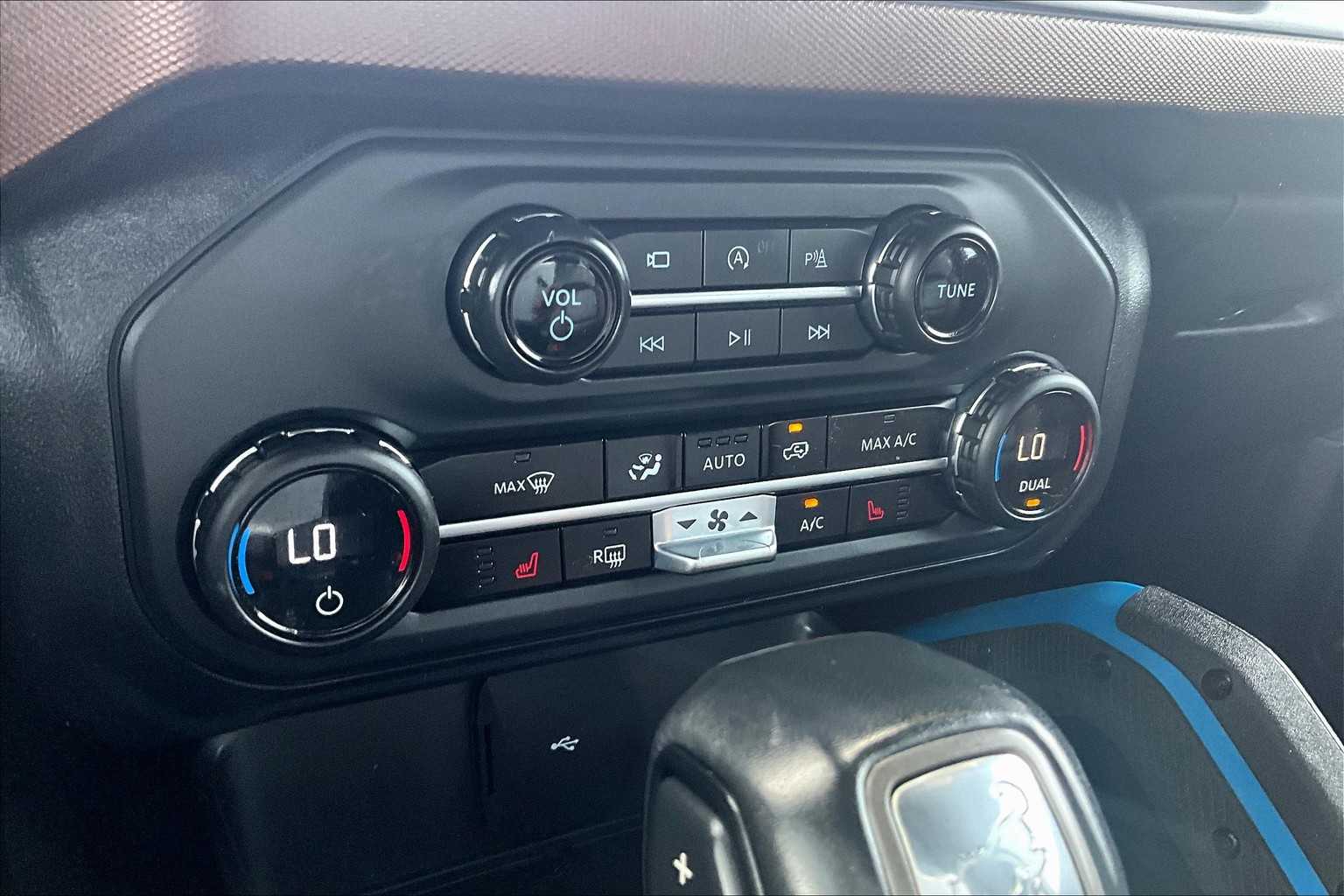 2023 Ford Bronco Outer Banks - Photo 26