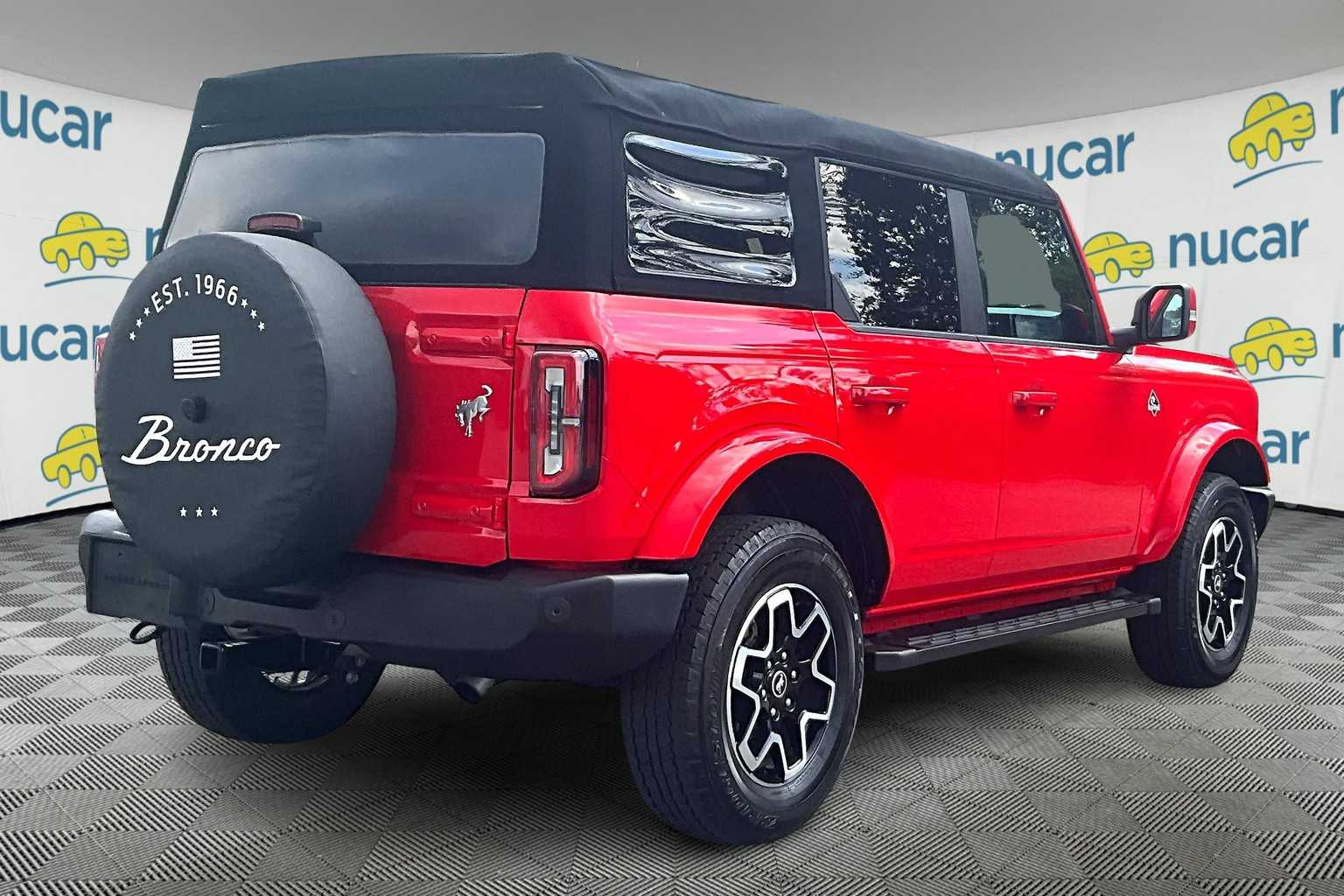 2023 Ford Bronco Outer Banks - Photo 6