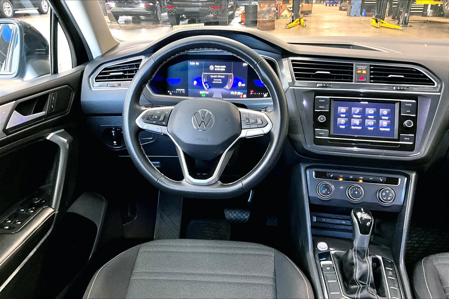 2022 Volkswagen Tiguan S - Photo 17