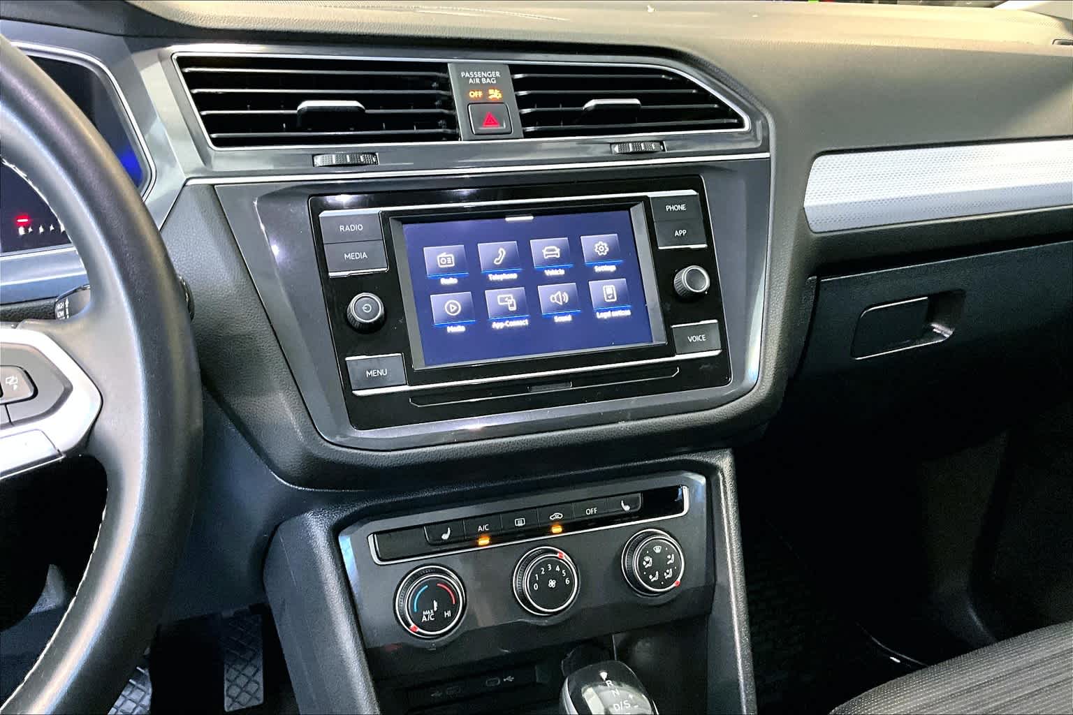 2022 Volkswagen Tiguan S - Photo 18