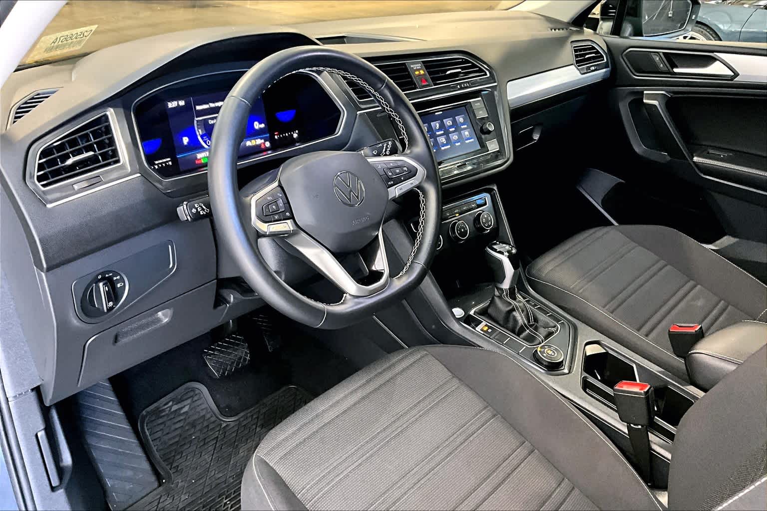 2022 Volkswagen Tiguan S - Photo 8