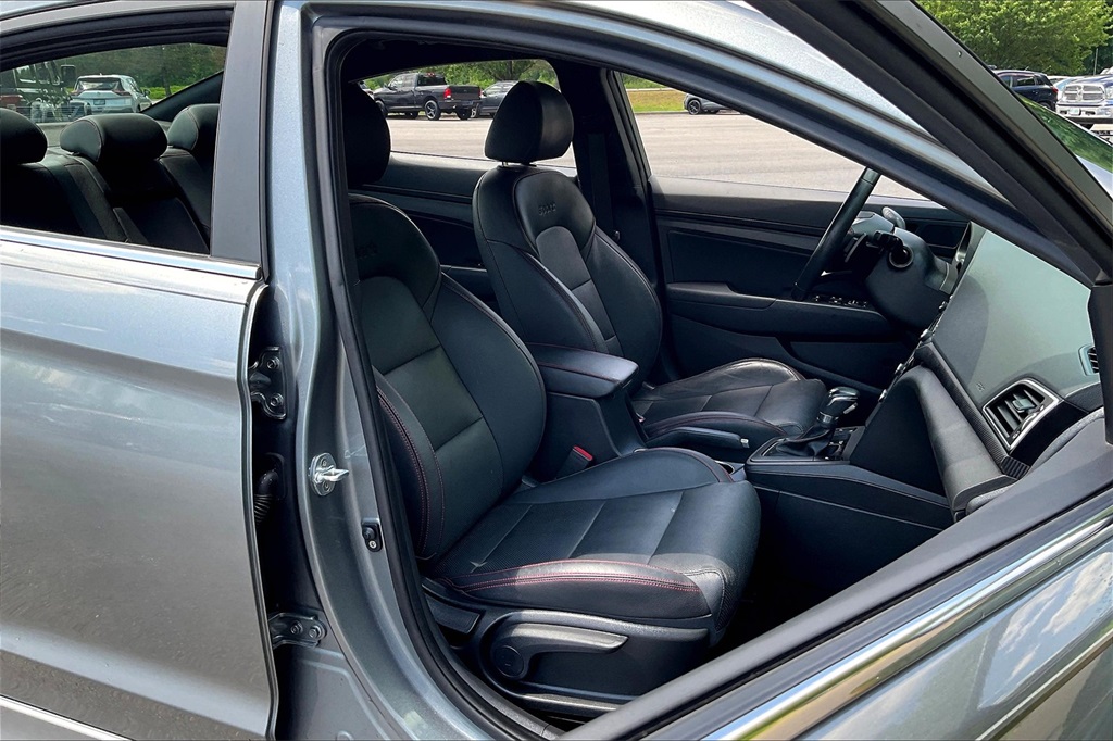 2017 Hyundai Elantra Sport - Photo 11