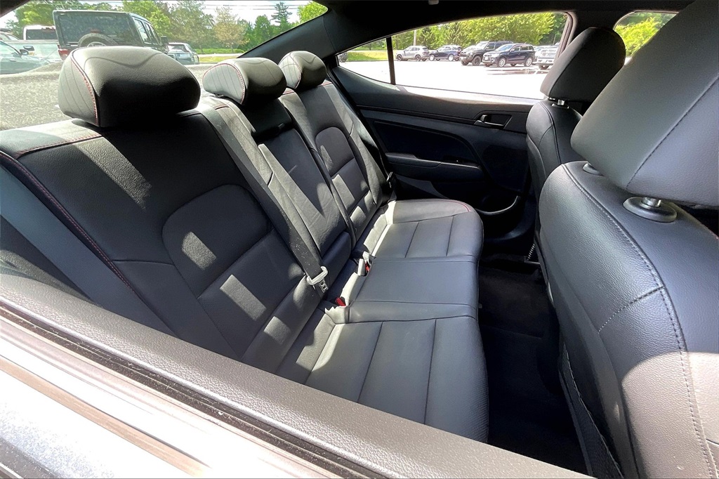 2017 Hyundai Elantra Sport - Photo 18