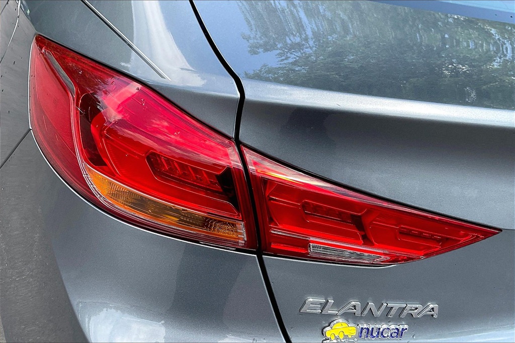 2017 Hyundai Elantra Sport - Photo 29