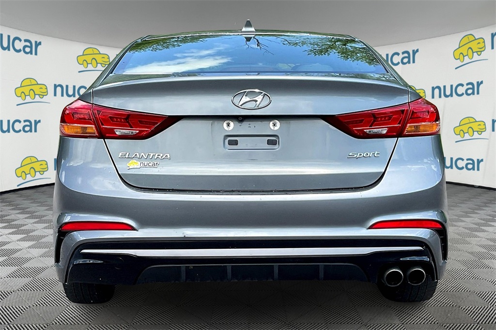 2017 Hyundai Elantra Sport - Photo 5
