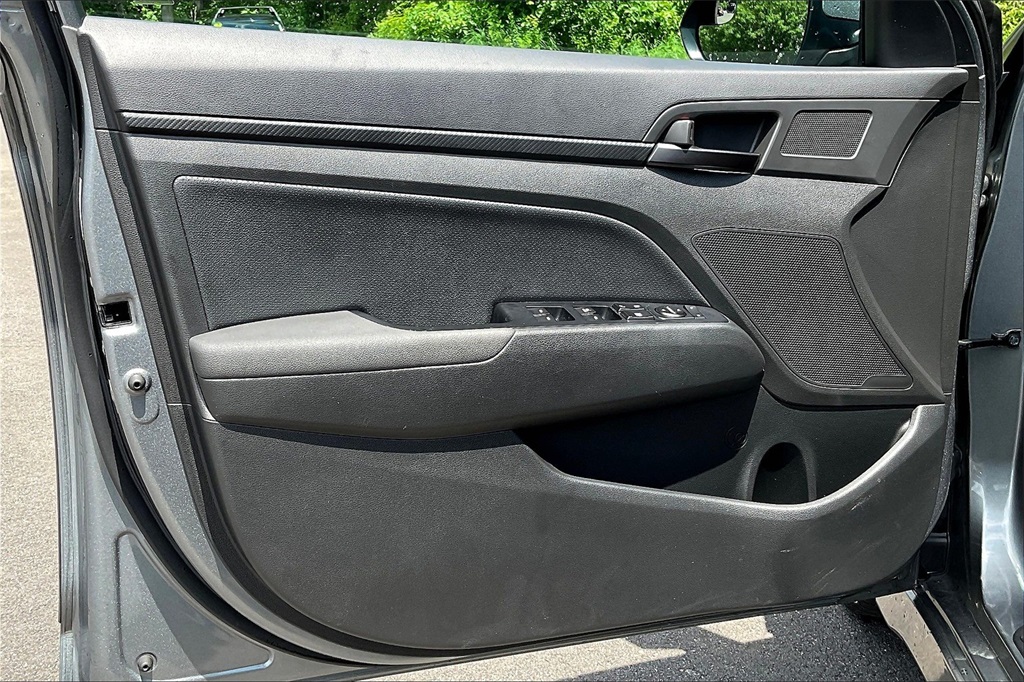 2017 Hyundai Elantra Sport - Photo 9
