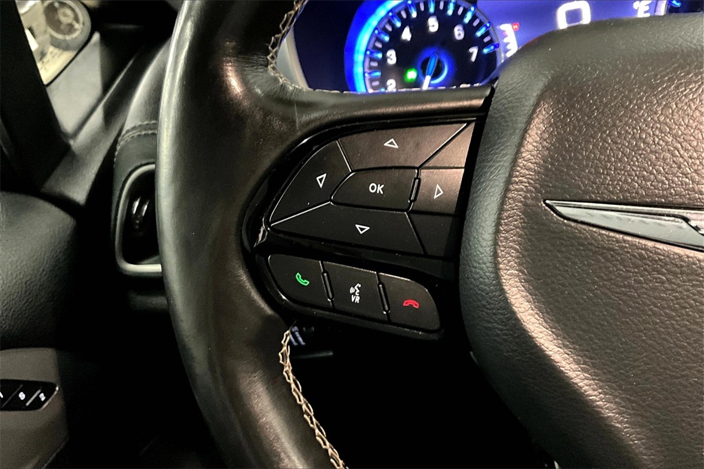 2021 Chrysler Pacifica Touring L - Photo 24