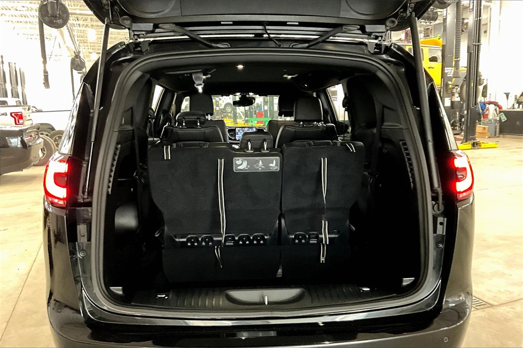 2021 Chrysler Pacifica Touring L - Photo 37