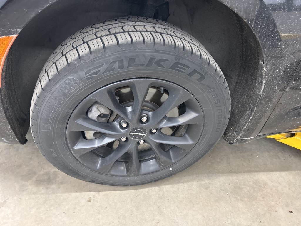 2021 Chrysler Pacifica Touring L - Photo 7