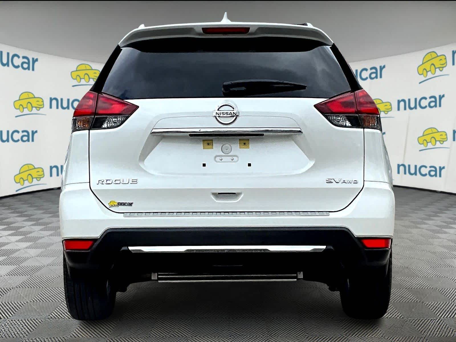 2018 Nissan Rogue SV - Photo 5