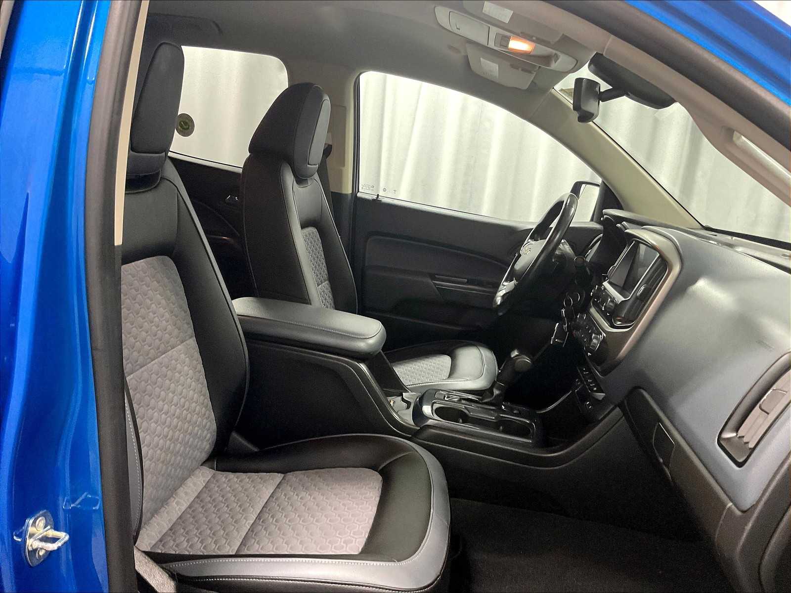 2021 Chevrolet Colorado 4WD Z71 - Photo 11