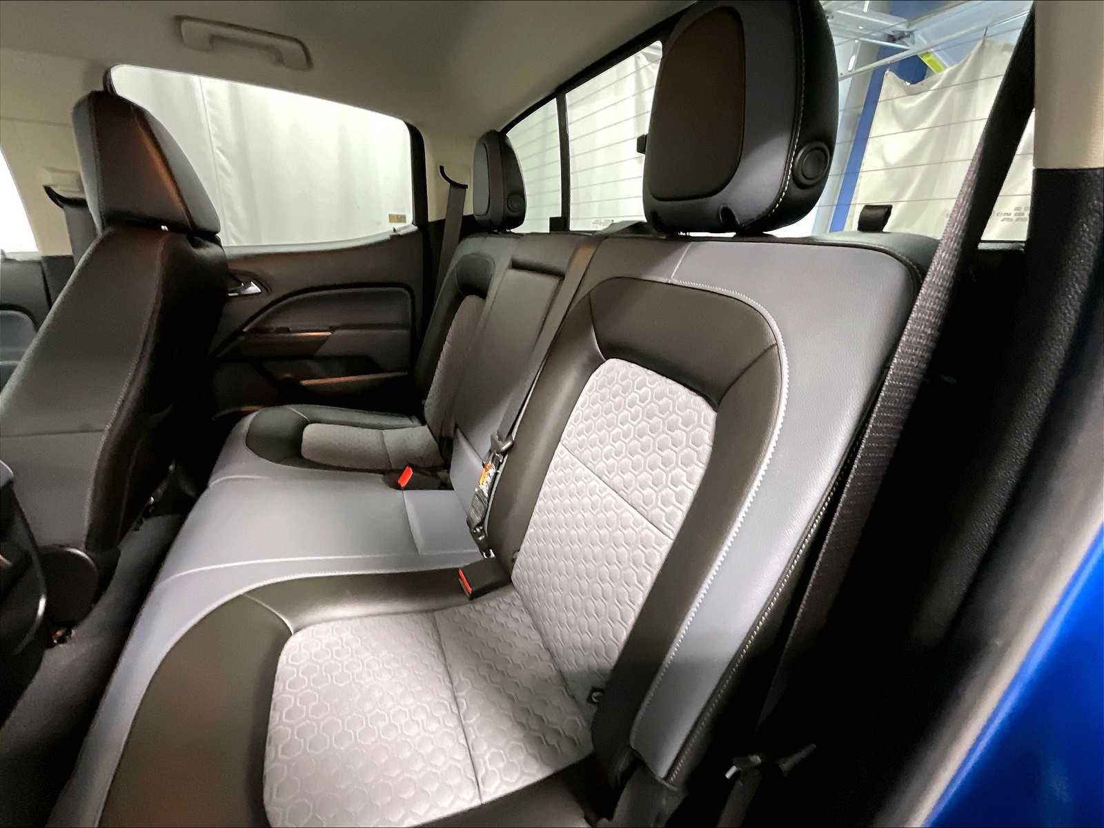 2021 Chevrolet Colorado 4WD Z71 - Photo 15