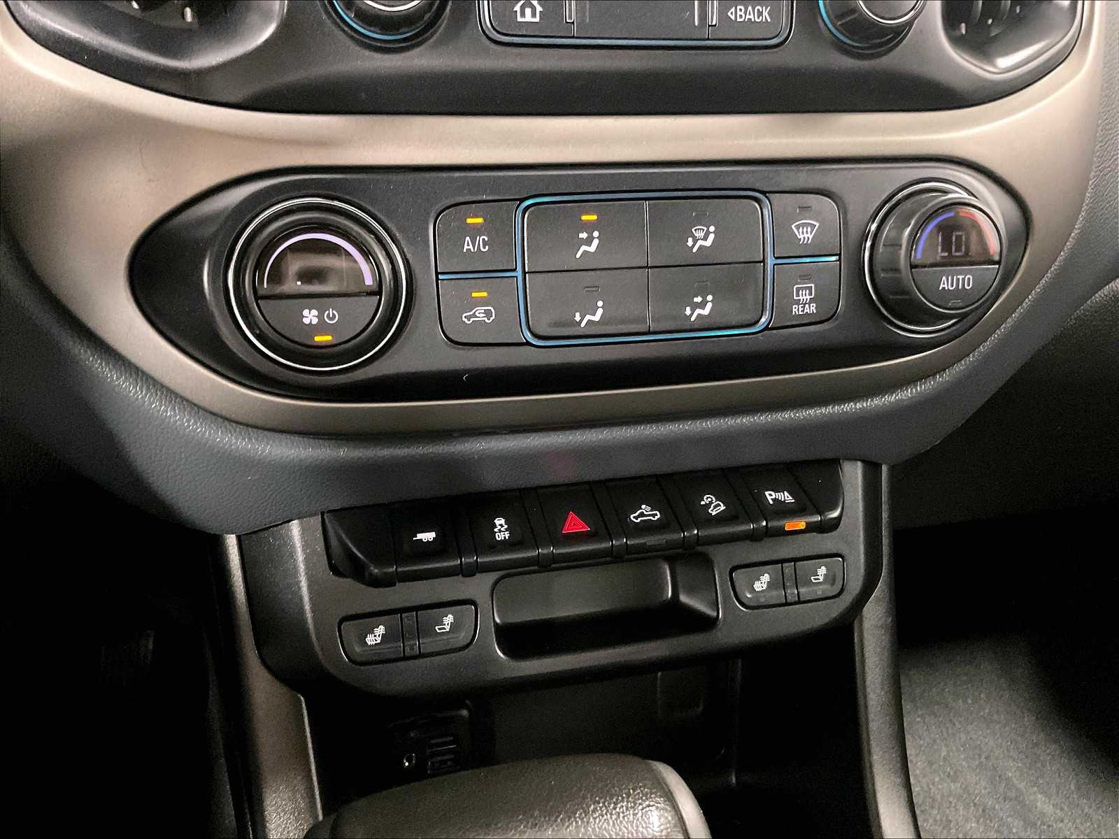 2021 Chevrolet Colorado 4WD Z71 - Photo 25