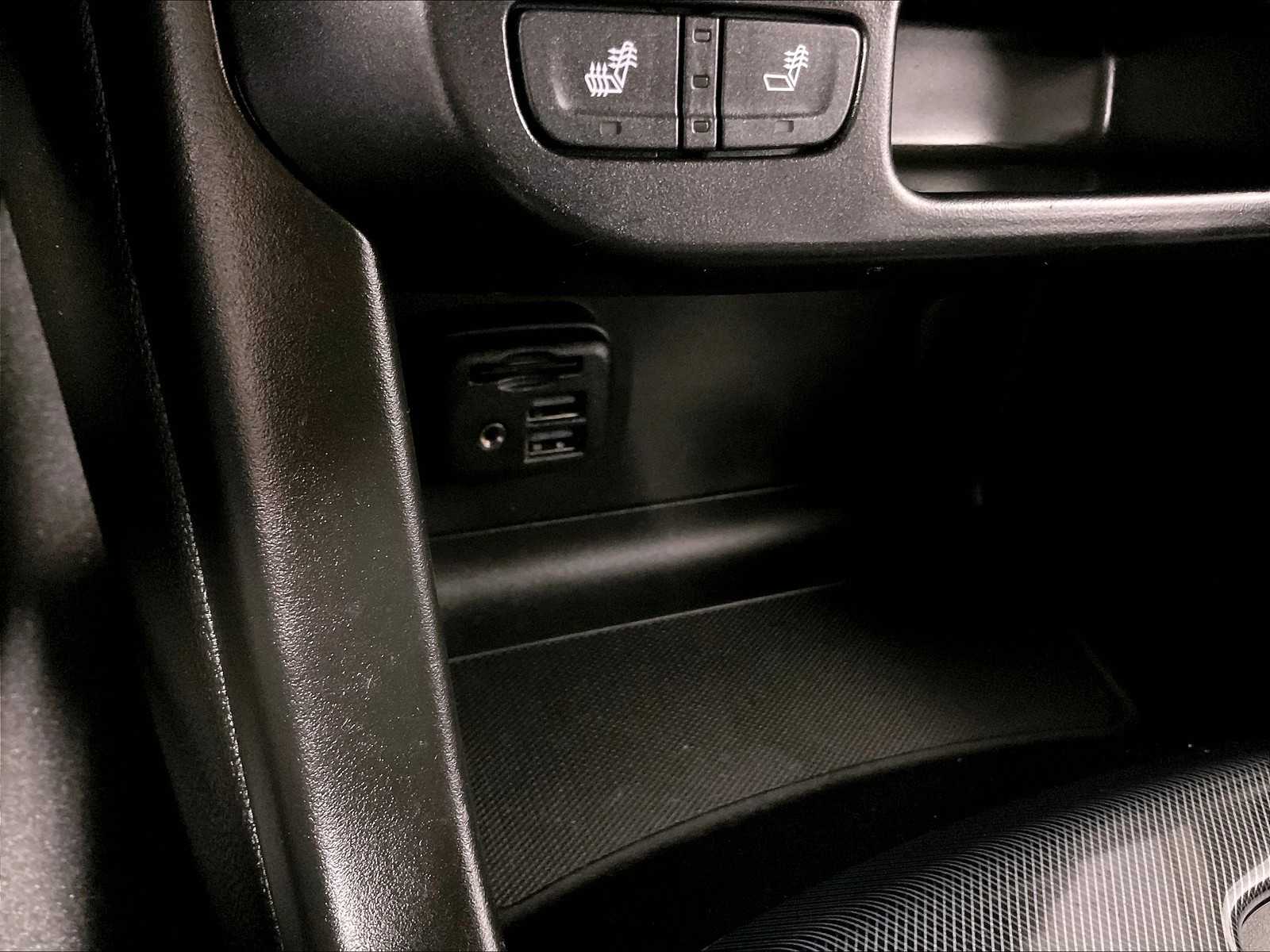 2021 Chevrolet Colorado 4WD Z71 - Photo 26